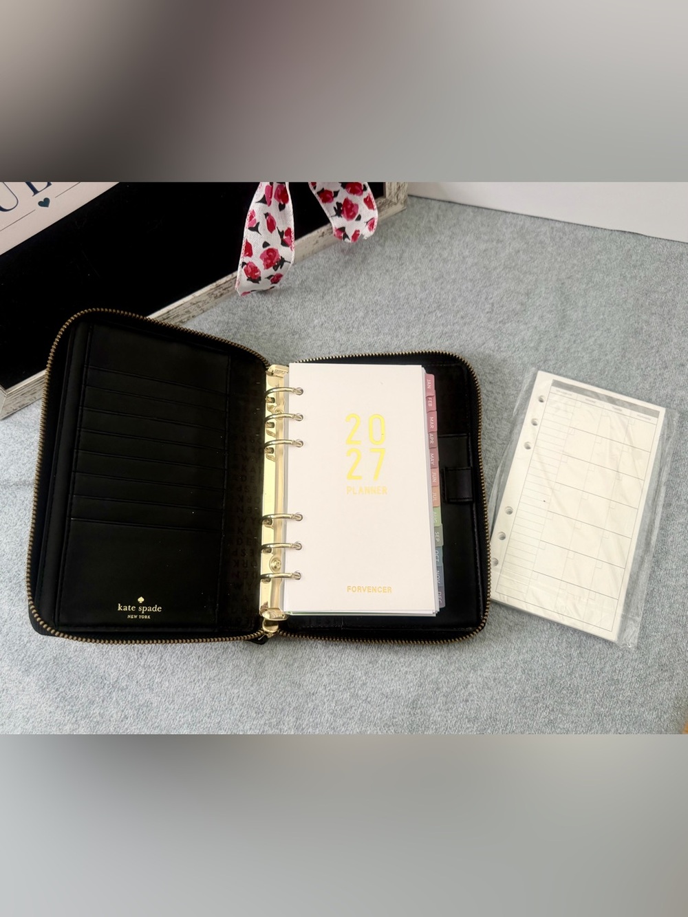 Kate Spade New York Black Zip Around 6 Ring Planner Organizer Agenda
